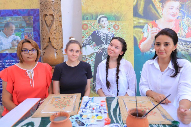 Началась летняя школа, посвящённая изучению национального искусства