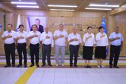 👍 В Бухарском государственном педагогическом институте рабочий день начался с совместного исполнения Государственного гимна. Эта традиция служит укреплению в сердцах молодёжи чувств преданности Родине, национальной гордости и сопричастности.