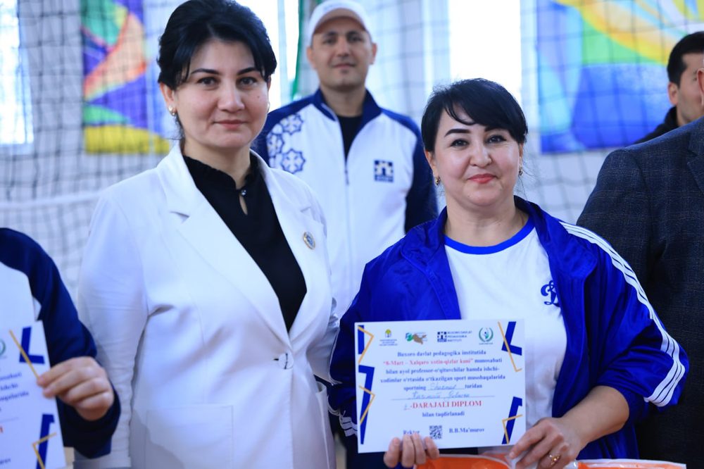 По случаю 8 Марта — Международного женского дня — состоялось соревнование по волейболу