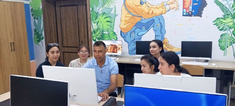 В рамках «Актуальных 90 дней» продолжаются занятия по ИТ и компьютерной грамотности