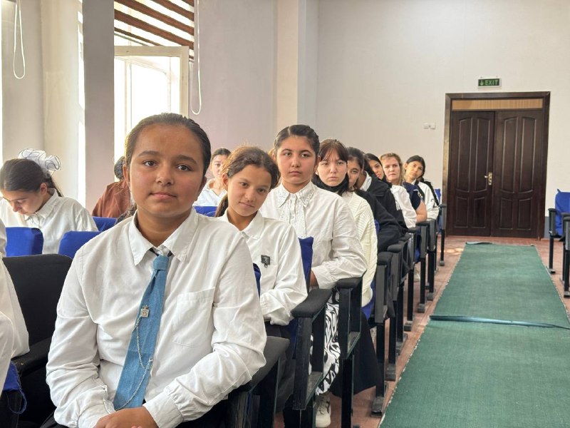 Maktab o‘quvchilari bilan ma’naviy-ma’rifiy uchrashuvlar davom etmoqda